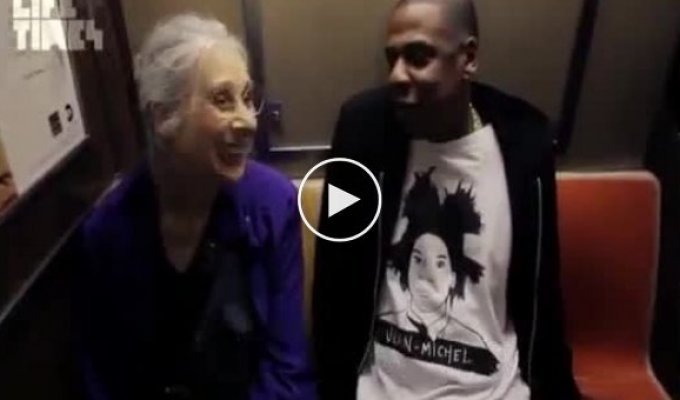 Jay-Z ездит на метро и рассказывает бабулям кто он такой (английский)
