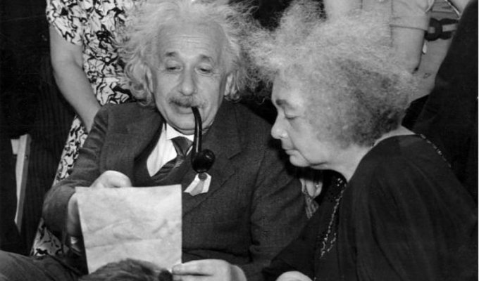 Рецепт счастья Альберта Эйнштейна ушел с молотка за $1,56 миллиона (3 фото)