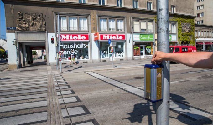 Платные пешеходные переходы в Австрии (2 фото)