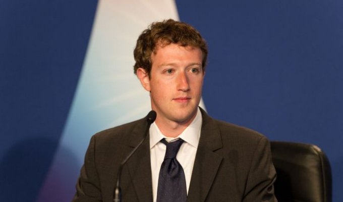 Марк Цукерберг рассказал о скором появлении кнопки Dislike в Facebook (3 фото)