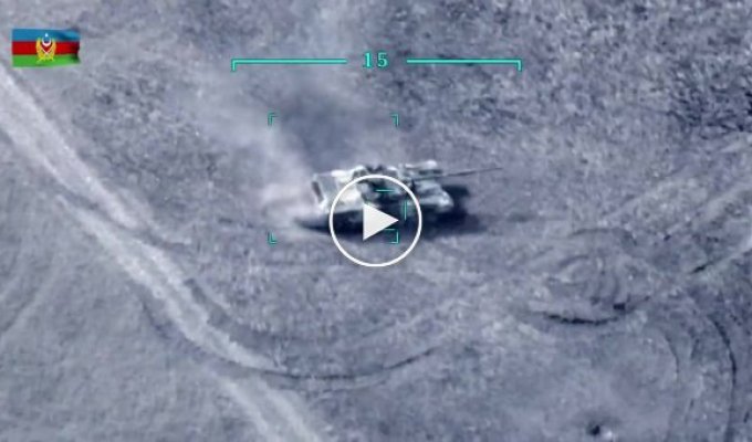 Азербайджанцы показали уничтожение еще двух армянских танков