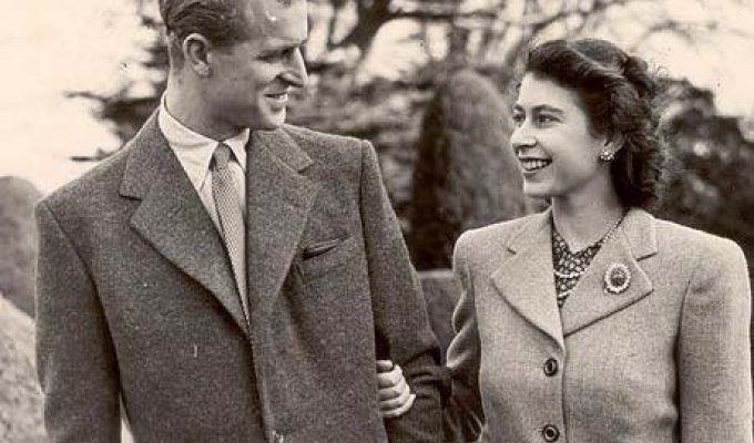 63 года жизни королевской пары (2 фото)