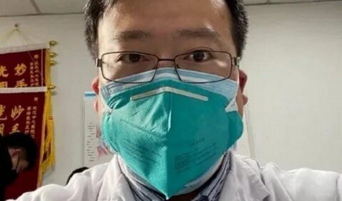 Врач Ли Вэньлян, первый сообщивший о коронавирусе, скончался (2 фото)