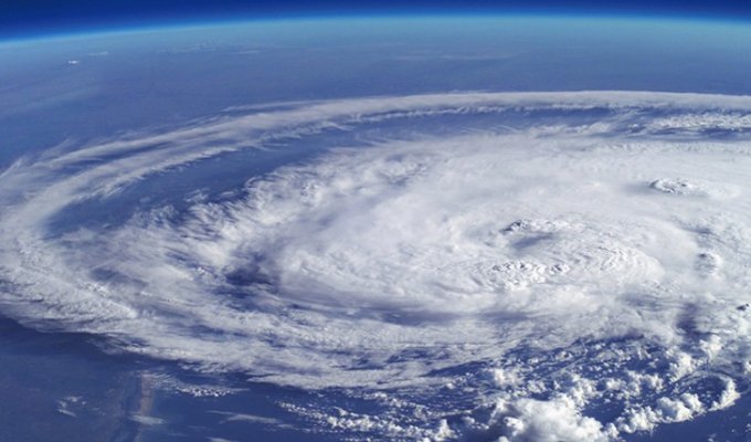 Братья "Мэтью": ТОП-7 самых страшных ураганов последнего столетия