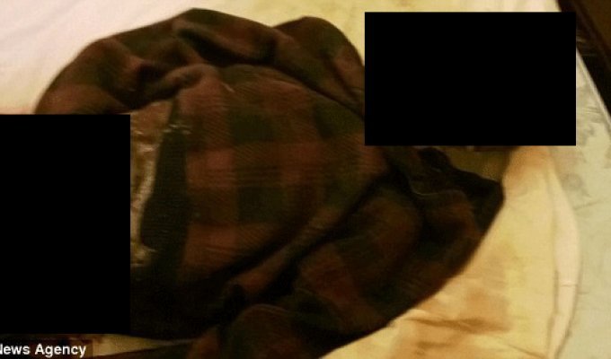 Скорбящая женщина целый год спала с разлагающимся трупом мужа (4 фото) (жесть)