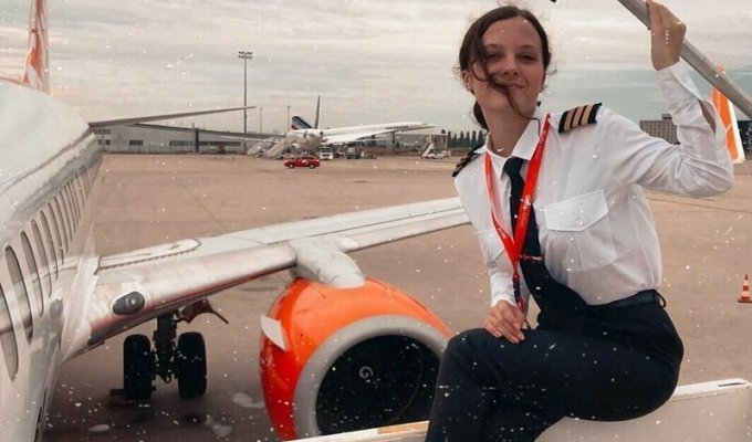 «Небо не для женщин»: Юлия Слободянюк исполнила мечту и стала лётчицей (17 фото)