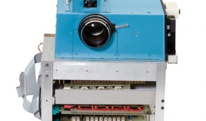 Краткая история цифровых фотоаппаратов (18 фото)