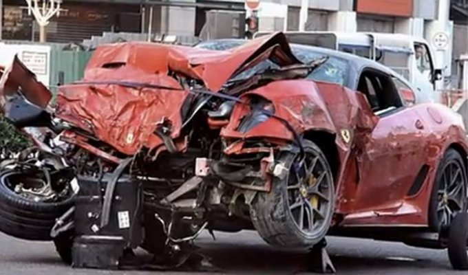 Серьезная авария с участием Ferrari 599 GTO унесла жизни трех человек (12 фото + 2 видео)
