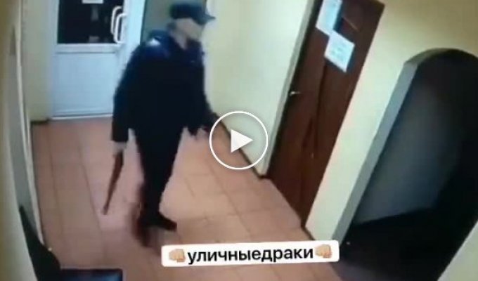 Пьяный житель Архангельска приперся с обрезом в бар, в который его не пустили отдохнуть