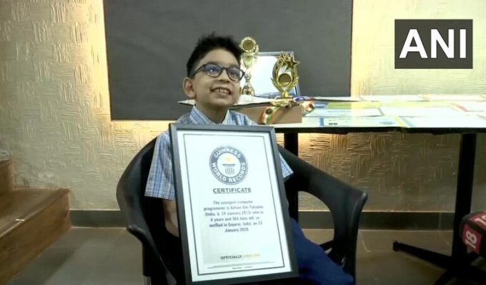 Шестилетний мальчик вошел в Книгу рекордов Гиннеса как самый молодой программист (4 фото)