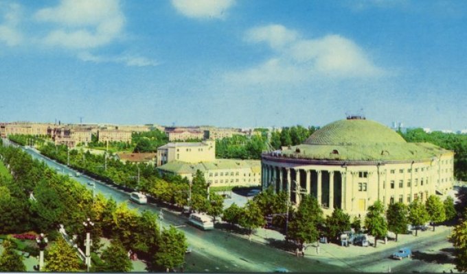 Минск в 1969 на открытках (14 фото)