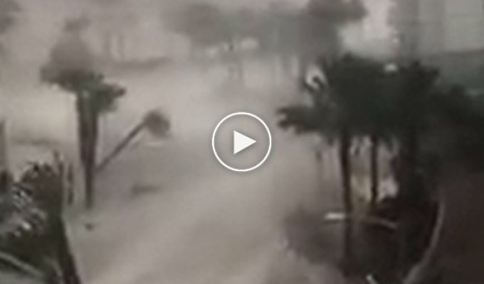 Ураган Ирма затапливает Майами