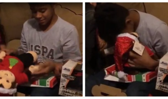 Отец подарил сыну на Рождество плюшевую игрушку с голосом умершей мамы (3 фото + 1 видео)
