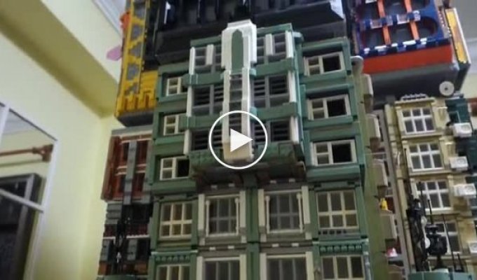 Невероятный город из деталей Lego