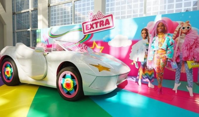 Автомобиль Барби в натуральную величину: на самом деле это электрический Fiat (6 фото + 1 видео)