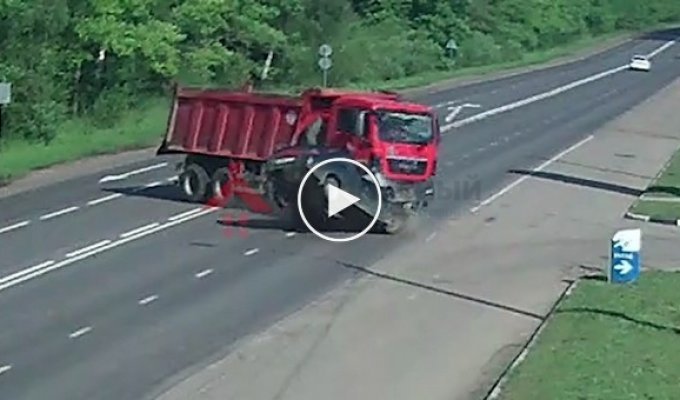 Смертельное столкновение Десятки с грузовиком