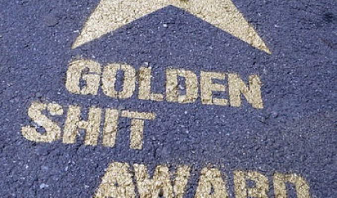 Golden Shit Award в Питере (8 фото)