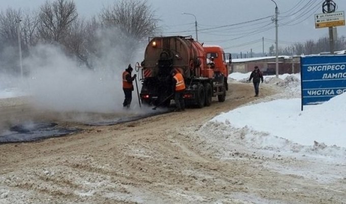 В России собираются официально разрешить укладывать дороги при непогоде