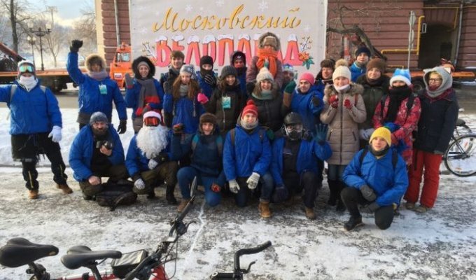 В Москве состоялся зимний велопарад (8 фото)