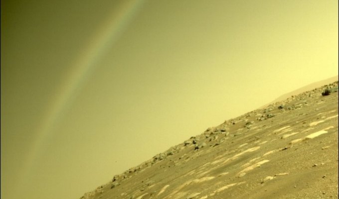 Радуга на Марсе. Объяснения Nasa (2 фото + 1 видео)