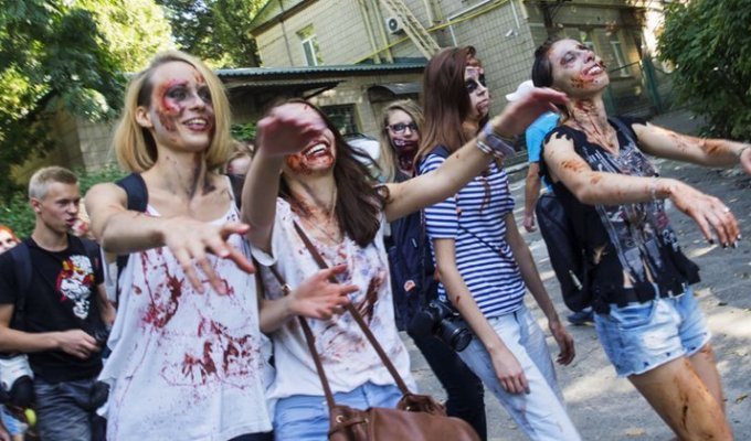 Парад зомби в Перми не состоится из-за критики со стороны церкви (13 фото + 1 видео)