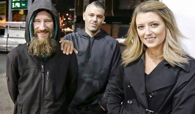 Пара собрала в социальной сети 400 тысяч долларов для бездомного, но потратила их на себя (5 фото)