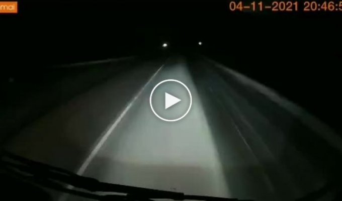 Под Новосибирском погиб водитель КамАЗа
