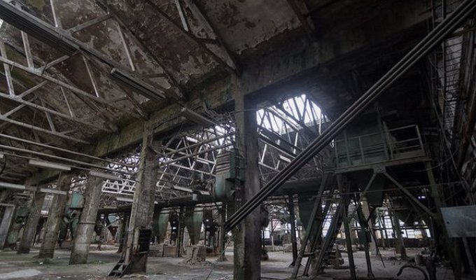 Тайны заброшенного кирпичного завода (18 фото)