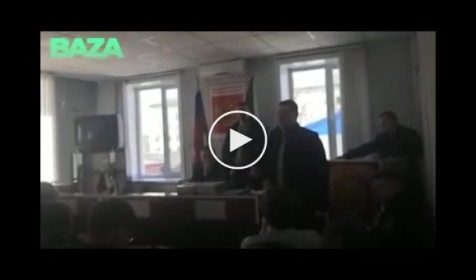 На лекции о борьбе с коррупцией сотрудники ФСБ задержали начальника ГИБДД за взятку