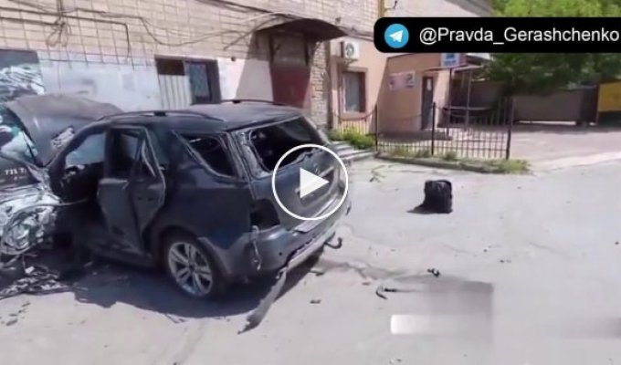 Появилось видео подорванного автомобиля коллаборантов в Мелитополе