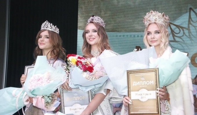 Елизавета Свириденко из Севастополя стала самой красивой крымчанкой (20 фото)