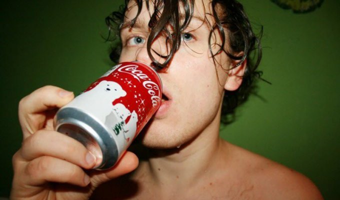 Как необычно использовать «Кока-Колу» (16 фото)