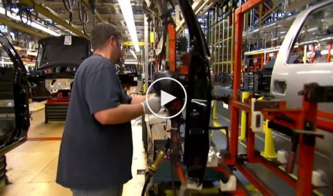 Как собирают Ford F-150 в штате Мичиган