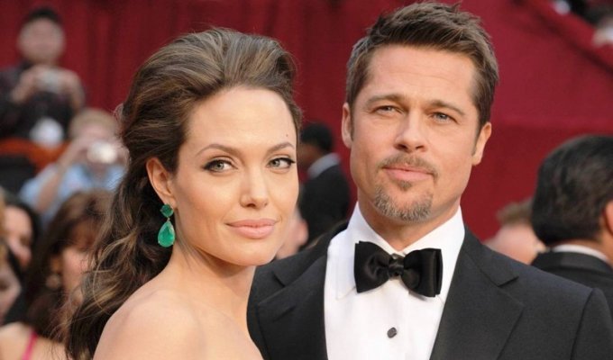 После развода с Брэдом Питтом Анджелина Джоли решила сменить ориентацию (3 фото)
