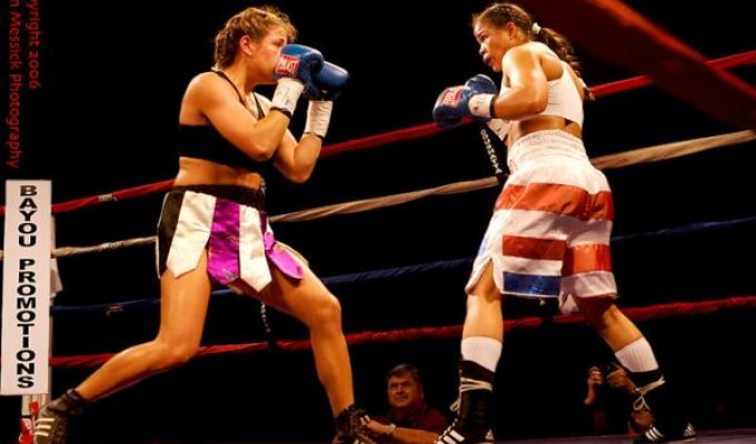 Женский профессиональный Бокс (19 фото)