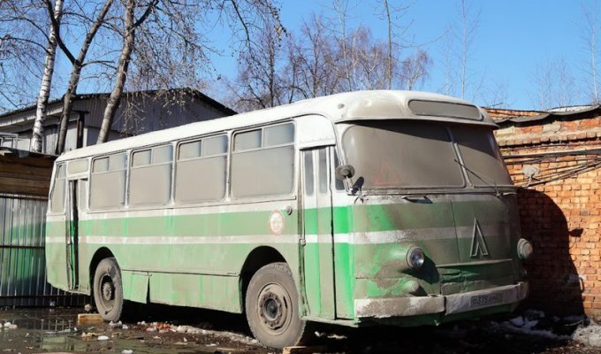 Автобус ЛАЗ-695М - Её зовут Маруся (14 фото)