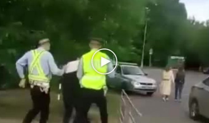 Азербайджанец против четырёх полицейских