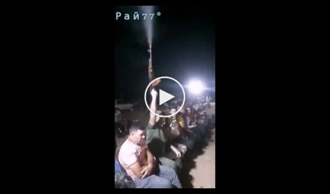 Молодой араб, чудом не расстрелял толпу во время праздничного мероприятия