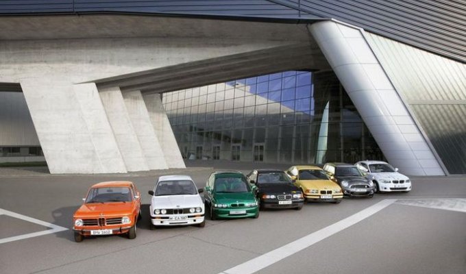 Электрокары от BMW празднуют свое 40-летие (46 фото)