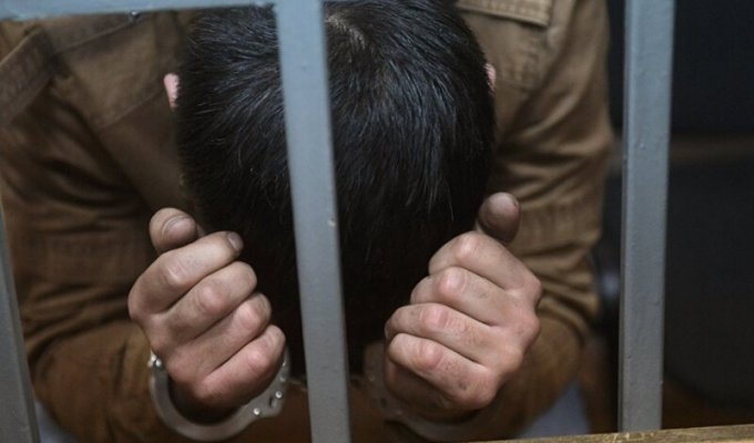 Узбек пытался подкатить к чужой подруге: за это его похитили, избили и изнасиловали (2 фото)