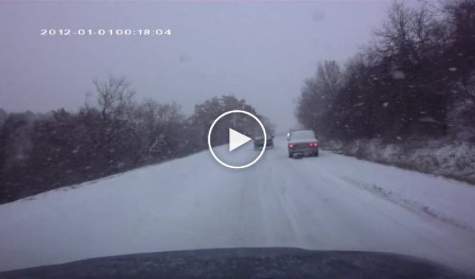 Снегопад в Севастополе