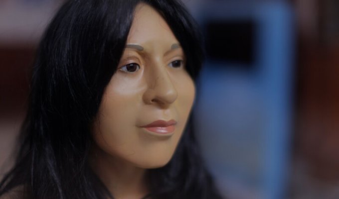 Ученые показали лицо перуанской женщины (2 фото)
