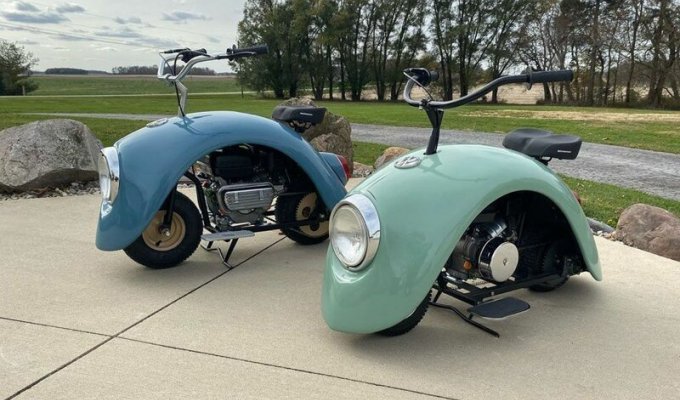 Изобретатель создал два минискутера в стиле классического Volkswagen Beetle (12 фото)