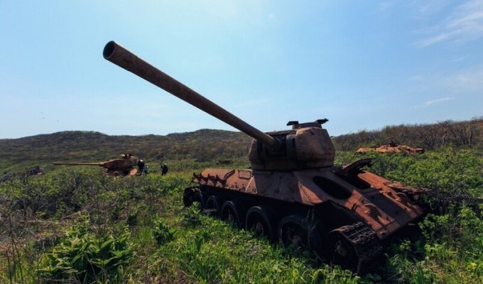 Фотопутешествие на Остров погибших танков (5 фото)