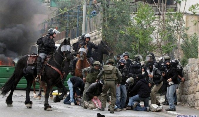 Беспорядки в Восточном Иерусалиме (7 фото)