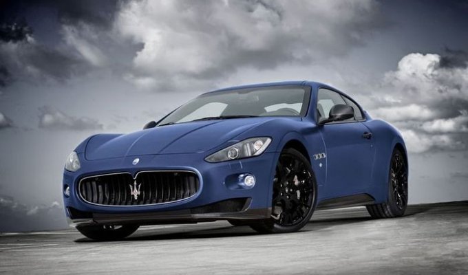 В Maserati представили юбилейную GranTurismo S (7 фото)