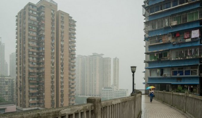 Чунцин – бетонные джунгли в центре Китая (13 фото)