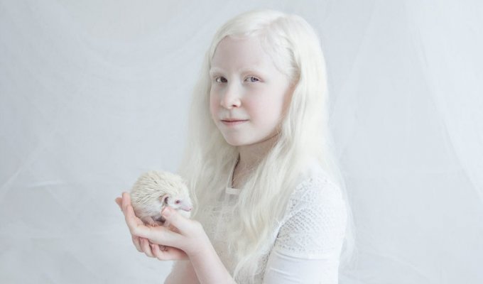 «Фарфоровая красота»: фотопроект о неземном очаровании людей-альбиносов (24 фото)
