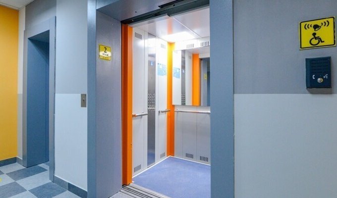 Московский производитель разработал встроенную систему дезинфекции лифтов (2 фото)