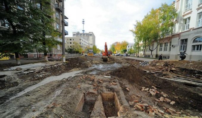 Вскрытие старинных склепов в Ростове-на-Дону (11 фото)